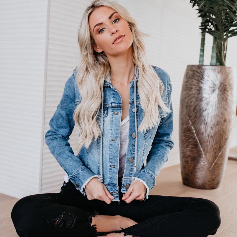 Sold Out - Picture 4 of 8